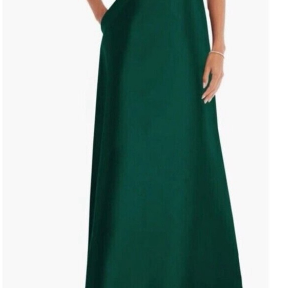 Alfred Sung Hunter Green  Satin like  New Size 2 ( extra small )